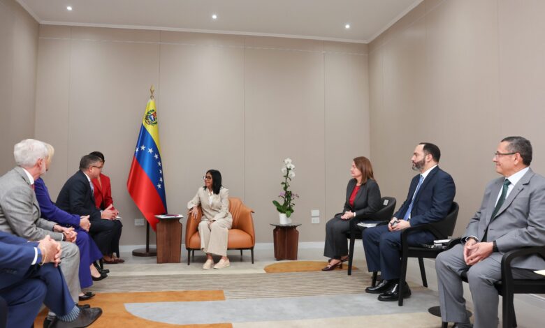 Jefa de Estado sostiene reunión de trabajo con delegación empresarial de Baker Hughes