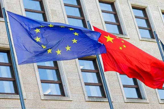 China insta a UE a cooperar para promover los lazos comerciales
